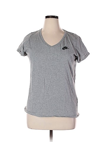 Nike Short Sleeve T-Shirt (view 1)