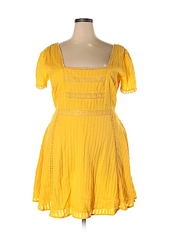 Forever 21 Casual Dress (view 1)