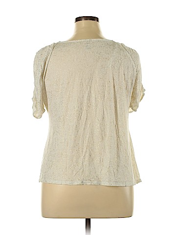 Jennifer Lopez Short Sleeve Top (view 2)