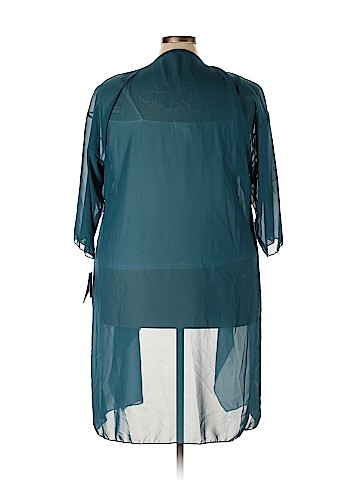 Lularoe Kimono (view 2)