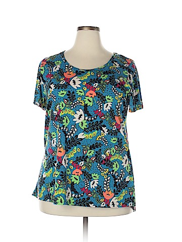 Lularoe Short Sleeve T-Shirt (view 1)