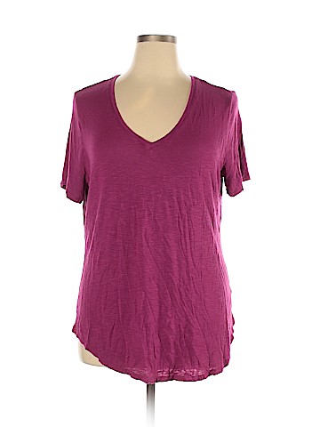 Old Navy Short Sleeve T-Shirt (view 1)