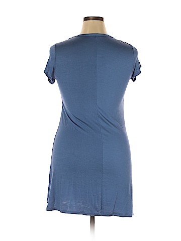 Olivia Rae Casual Dress (view 2)