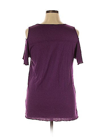 Lane Bryant Short Sleeve T-Shirt (view 2)