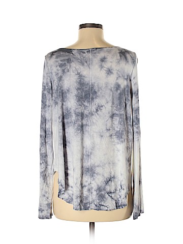 American Eagle Outfitters Long Sleeve Top (view 2)