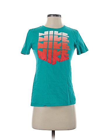 Nike Active T-Shirt (view 1)