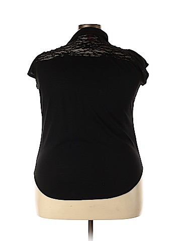 Mix & CO Short Sleeve Button-Down Shirt (view 2)