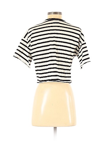 Forever 21 Short Sleeve T-Shirt (view 2)