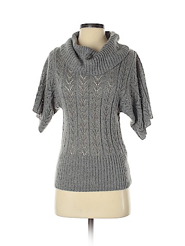 Forever 21 Pullover Sweater (view 1)