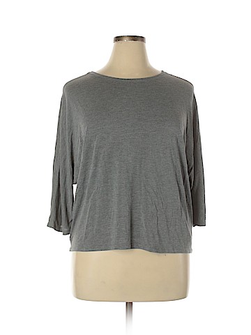 Gap 3/4 Sleeve T-Shirt (view 1)