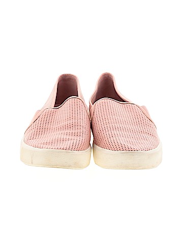 Vince. Flats (view 2)