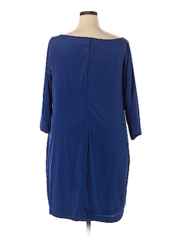 Old Navy Casual Dress (view 2)