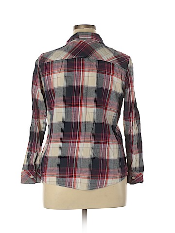 Faded Glory Long Sleeve Button-Down Shirt (view 2)