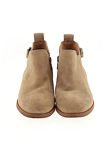 Ugg Australia Ankle Boots (view 2)
