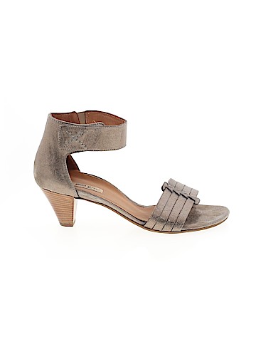 Paul Green Heels (view 1)