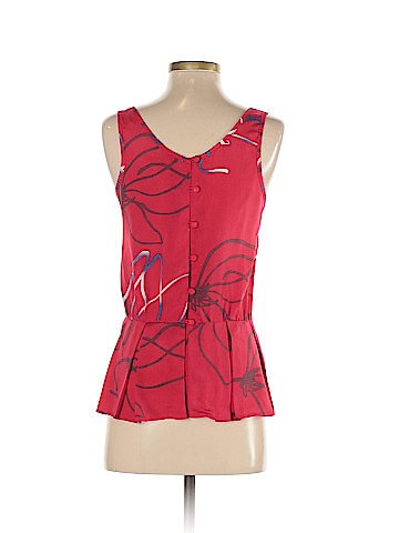 Charlotte Russe Sleeveless Blouse (view 2)