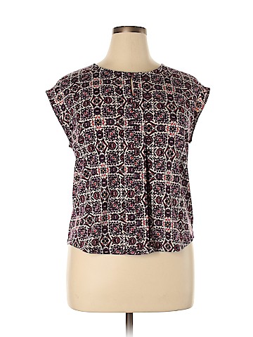 Liz Claiborne Short Sleeve Top (view 1)