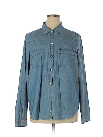 Old Navy Long Sleeve Button-Down Shirt (view 1)