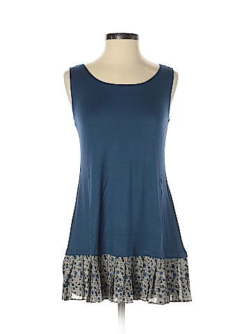 Logo Layers Sleeveless Top (view 1)