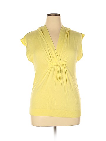 Old Navy Pullover Sweater (view 1)