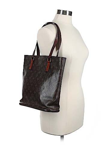Louis Vuitton Vivin GM Tote (view 2)