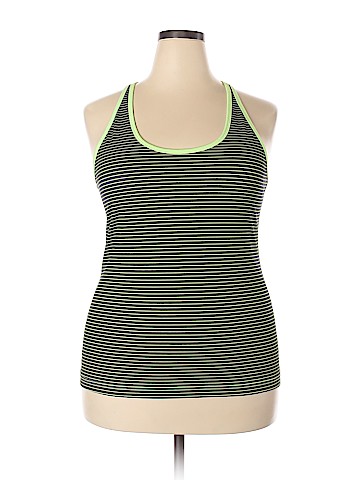 Gap Outlet Active Tank (view 1)