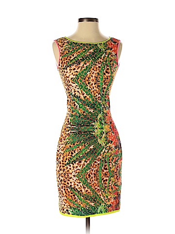 Elie Tahari Casual Dress (view 1)