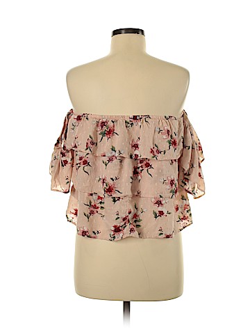 American Eagle Outfitters 3/4 Sleeve Blouse (view 2)