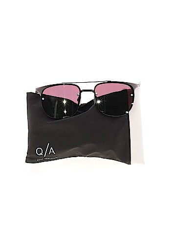 Quay Australia Sunglasses (view 2)