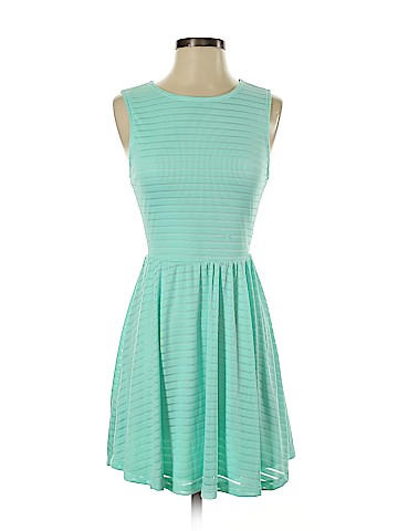 Forever 21 Casual Dress (view 1)