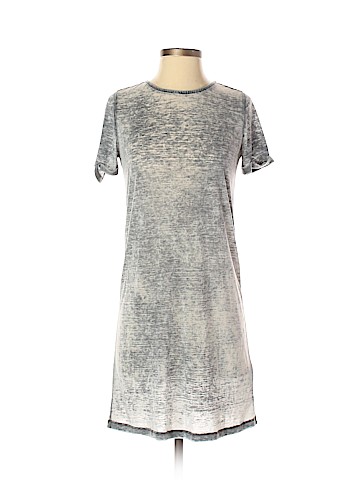 Alice + Olivia Casual Dress (view 1)