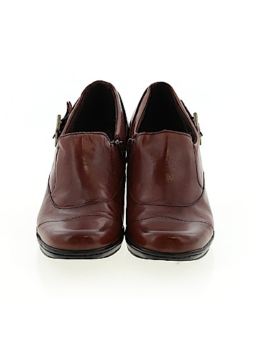 Clarks Heels (view 2)