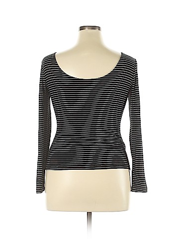 Carly Jean Long Sleeve Top (view 2)