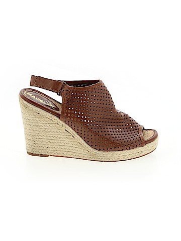 Madeline Wedges (view 1)