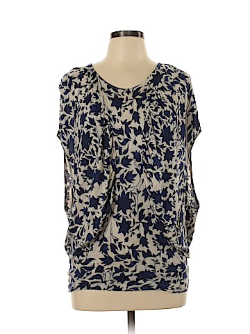 The Podolls Short Sleeve Top (view 1)