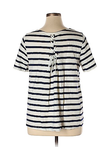 Old Navy Short Sleeve T-Shirt (view 2)