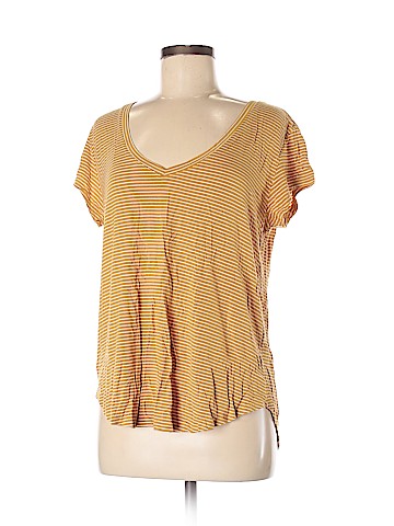 American Eagle Outfitters Short Sleeve T-Shirt (view 1)