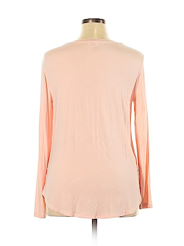 Old Navy Long Sleeve T-Shirt (view 2)