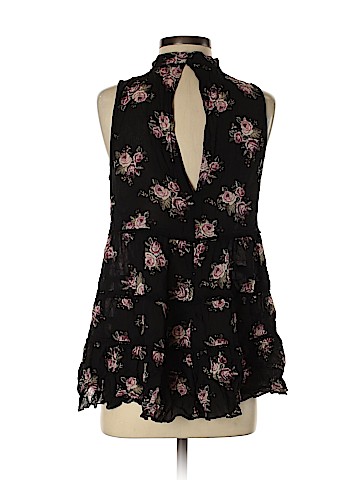 American Eagle Outfitters Sleeveless Blouse (view 2)