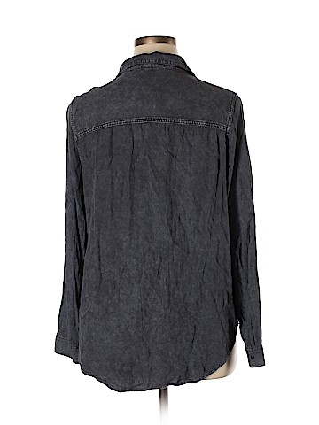 Mudd Long Sleeve Button-Down Shirt (view 2)