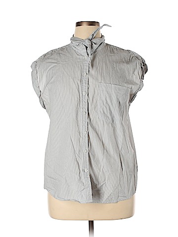 Who What Wear Short Sleeve Button-Down Shirt (view 1)