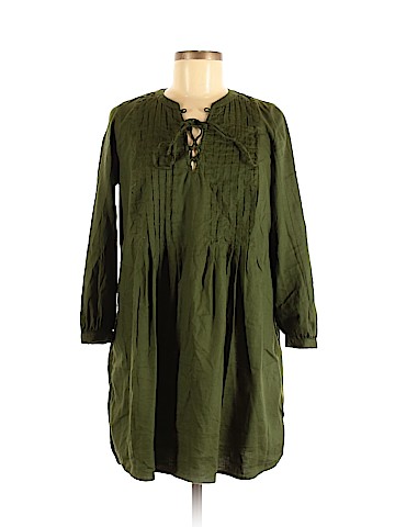 Old Navy Casual Dress (view 1)