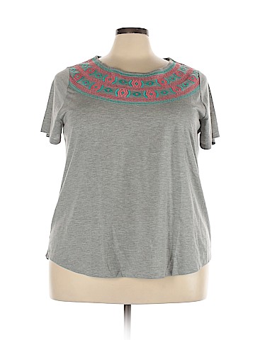 Absolutely Famous Short Sleeve Top (view 1)