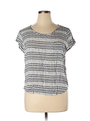 Anne Carson Short Sleeve Blouse (view 1)