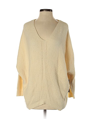 Lulu's Pullover Sweater (view 1)