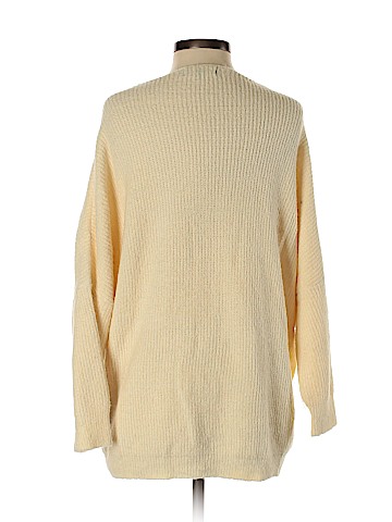 Lulu's Pullover Sweater (view 2)