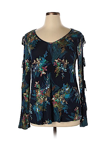 Cupio Long Sleeve Top (view 1)