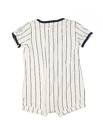 Carter's Short Sleeve Outfit (view 2)