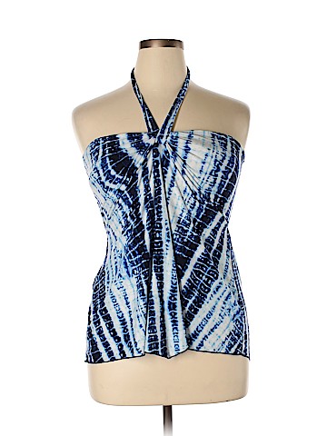 No Boundaries Halter Top (view 1)