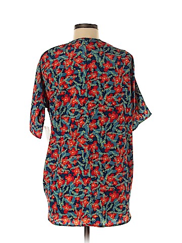 Lularoe Kimono (view 2)